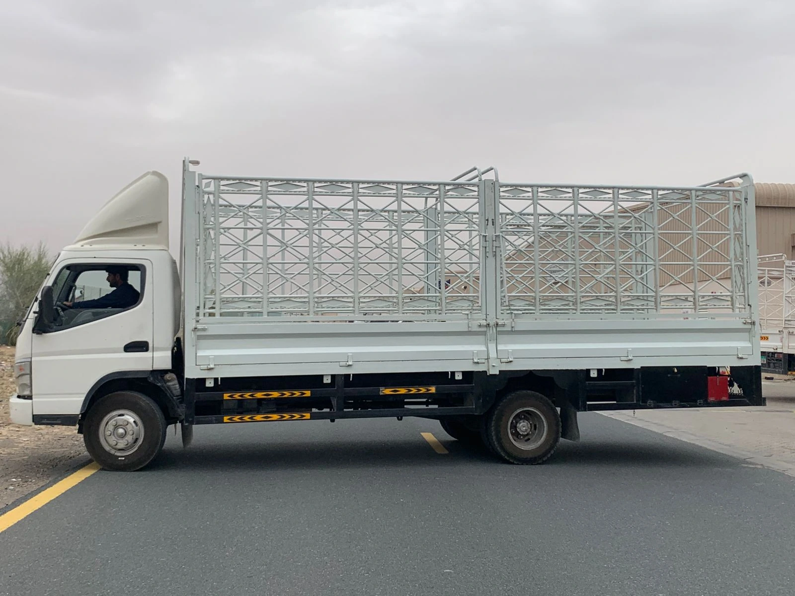 5 Ton Pickup for Rent in Sajaa